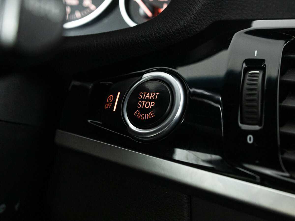 Б/У БМВ Икс3 2016 года. Фото: #17