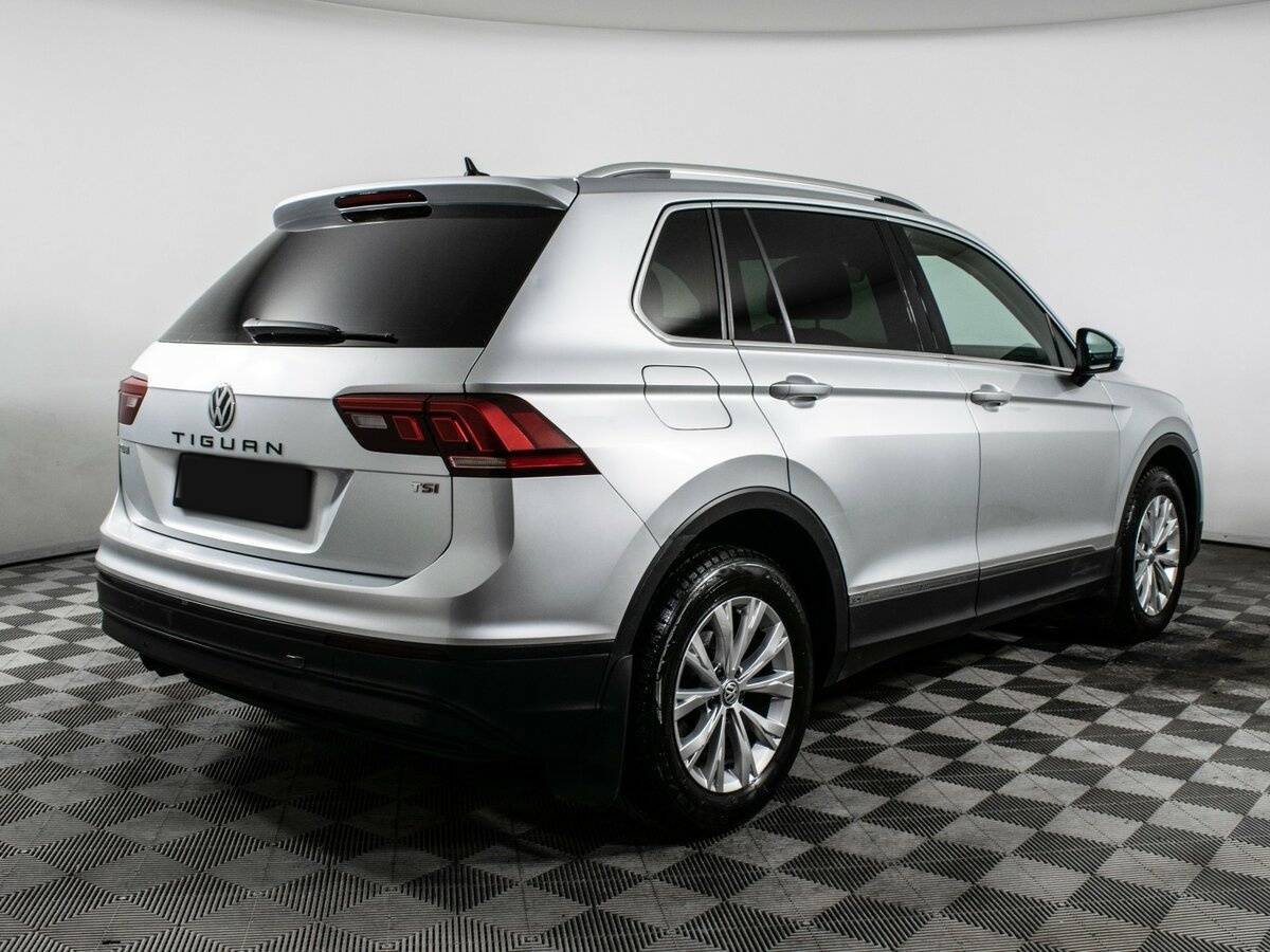 Б/У Фольксваген Тигуан 2017 года. Фото: #3