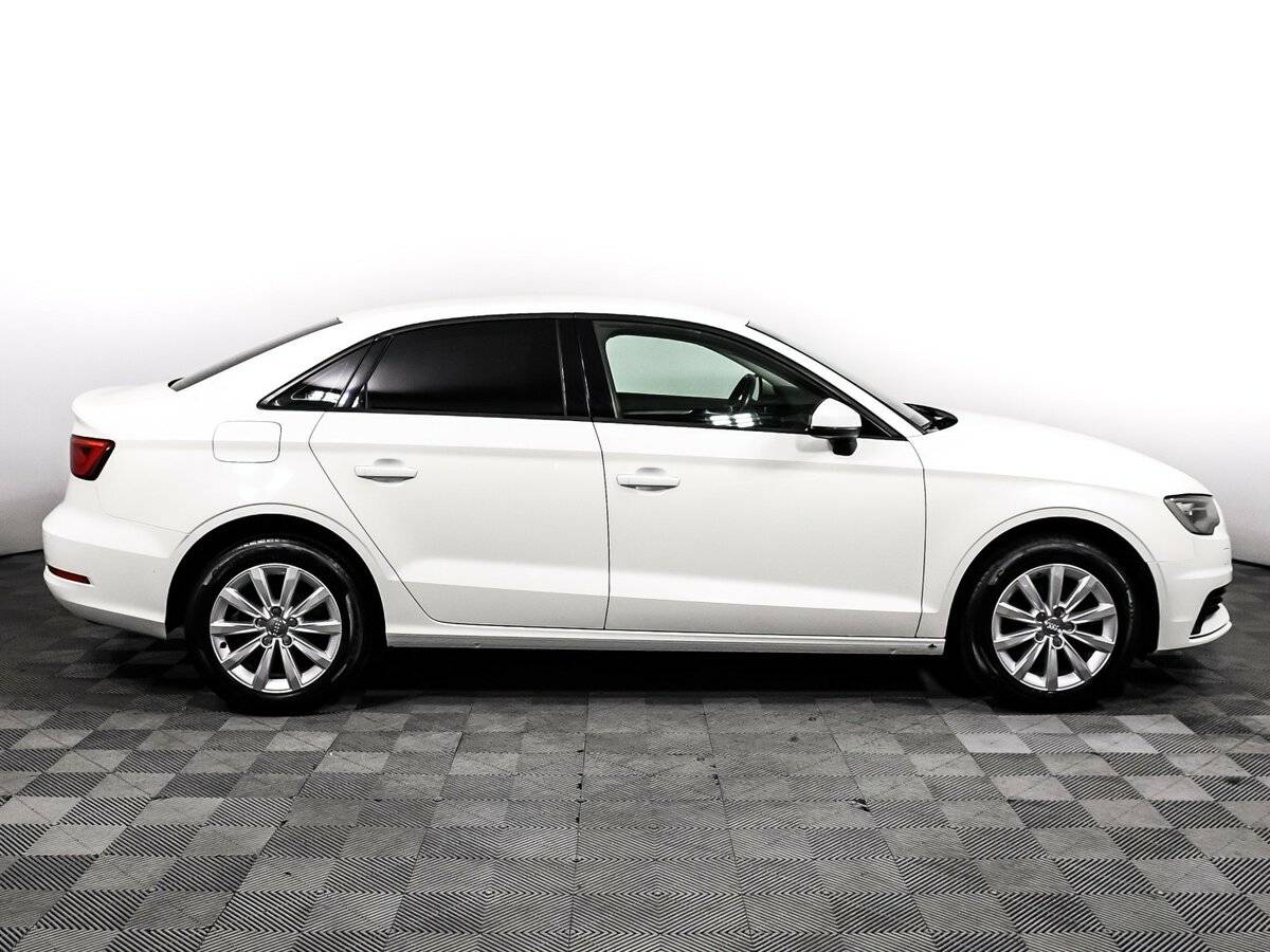 Б/У Ауди А3 2014 года. Фото: #3