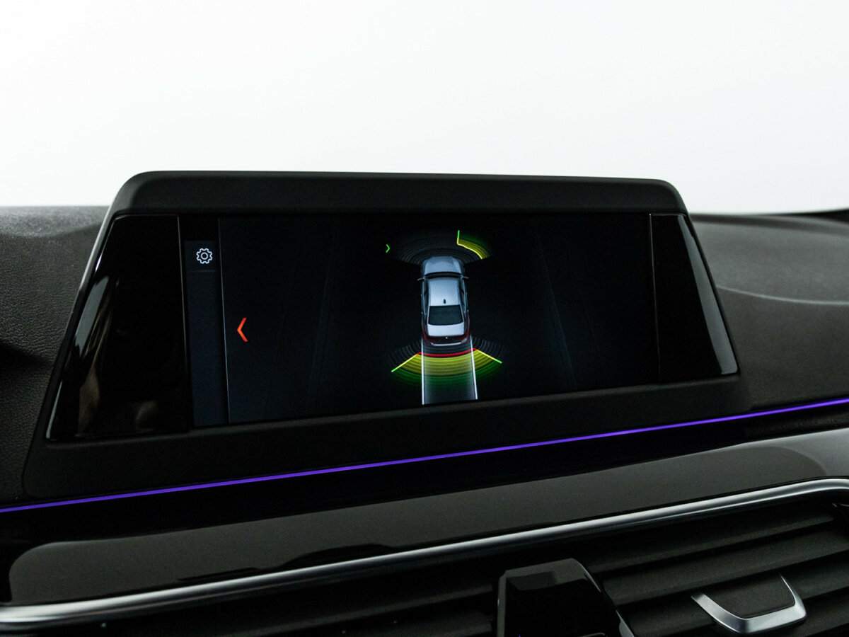 Б/У БМВ 5 серии 2017 года. Фото: #17