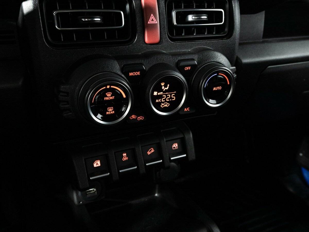 Б/У Сузуки Джимни 2020 года. Фото: #16