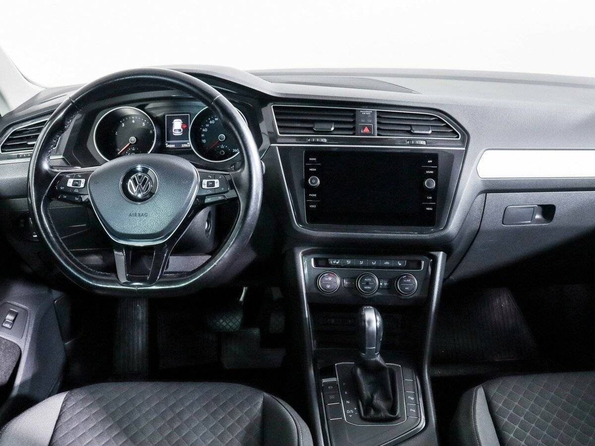 Б/У Фольксваген Тигуан 2017 года. Фото: #8