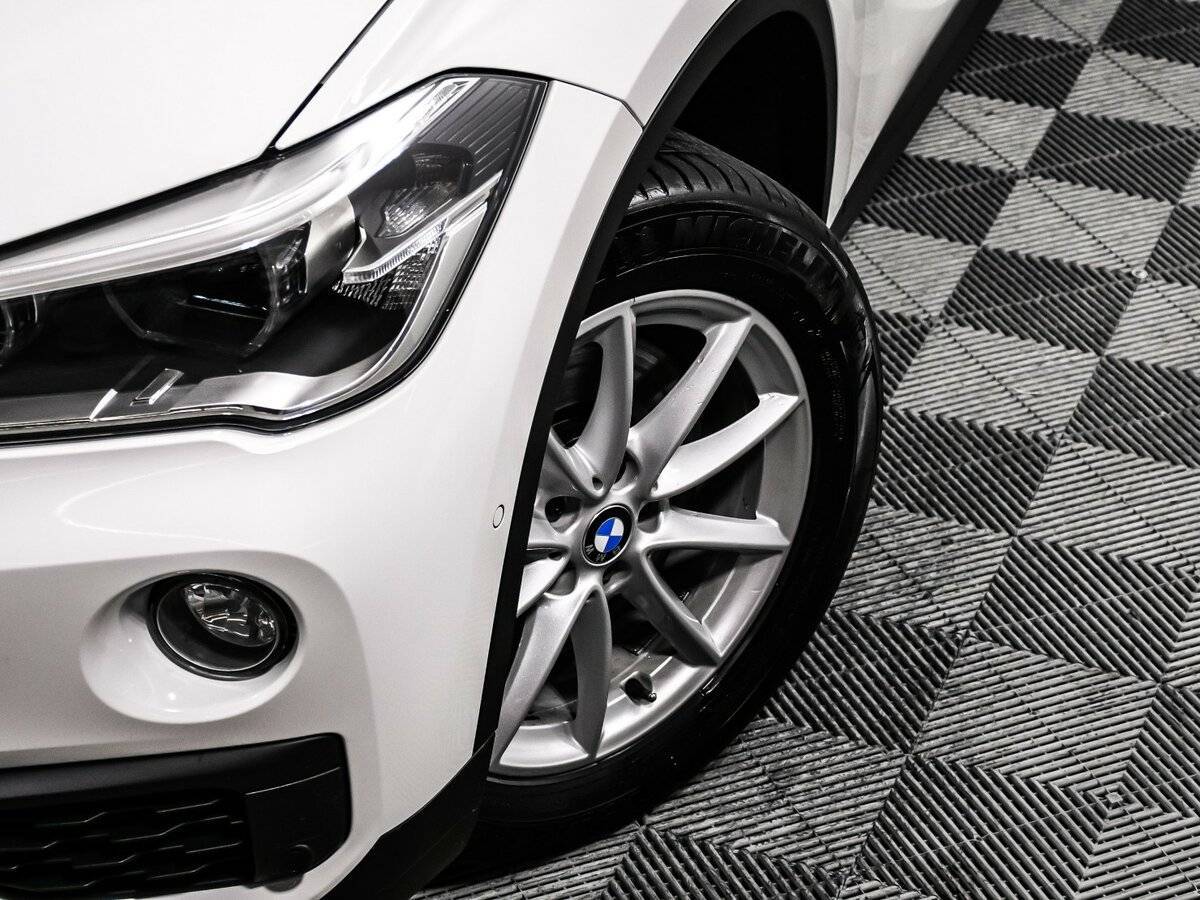 Б/У БМВ Икс1 2016 года. Фото: #13