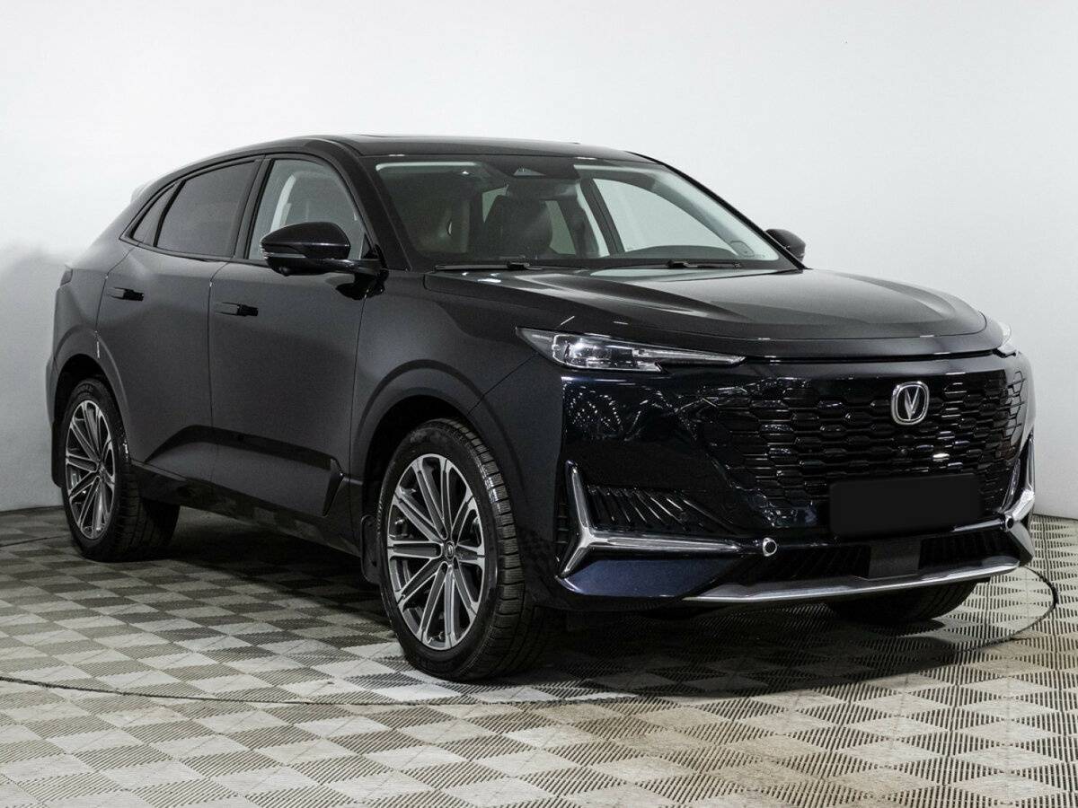 Б/У Чанган УНИ-К 2023 года. Фото: #2