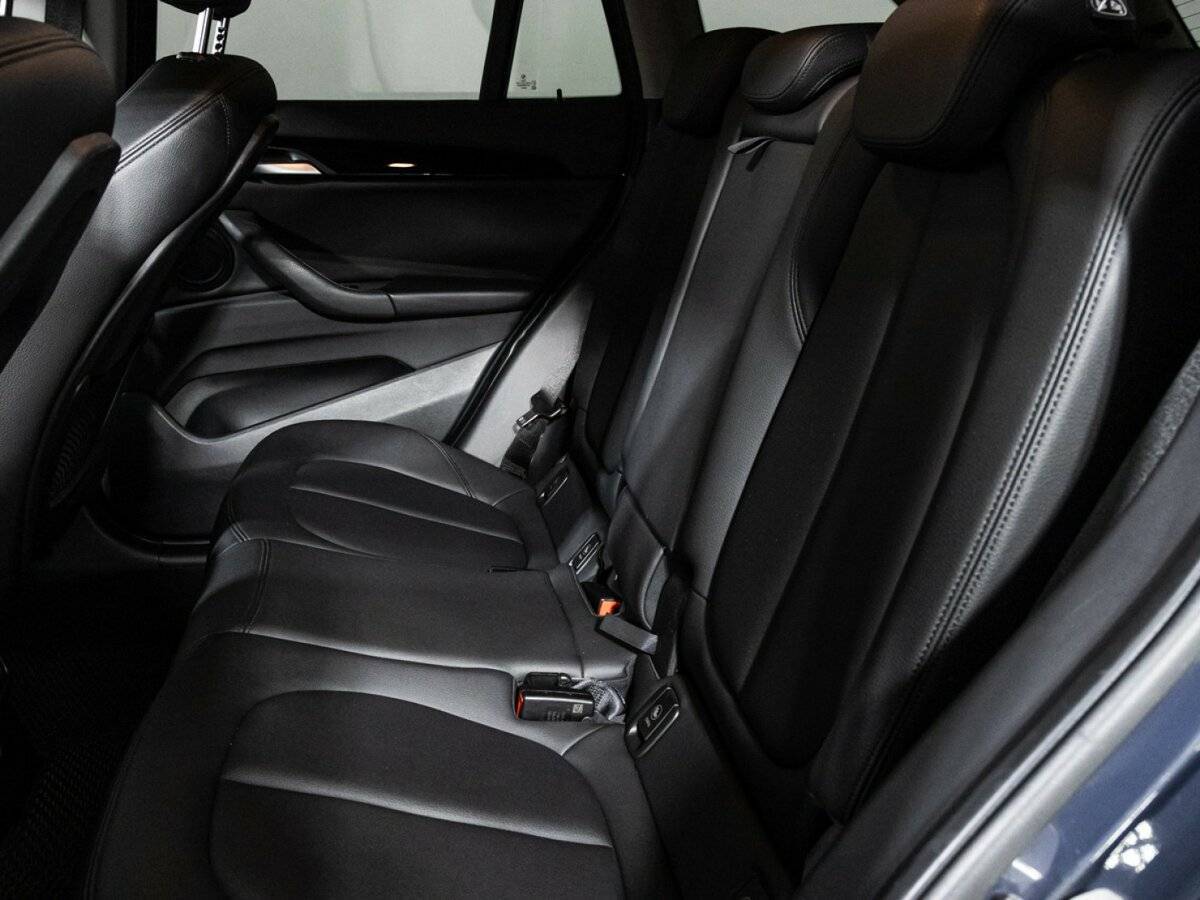 Б/У БМВ Икс1 2018 года. Фото: #9