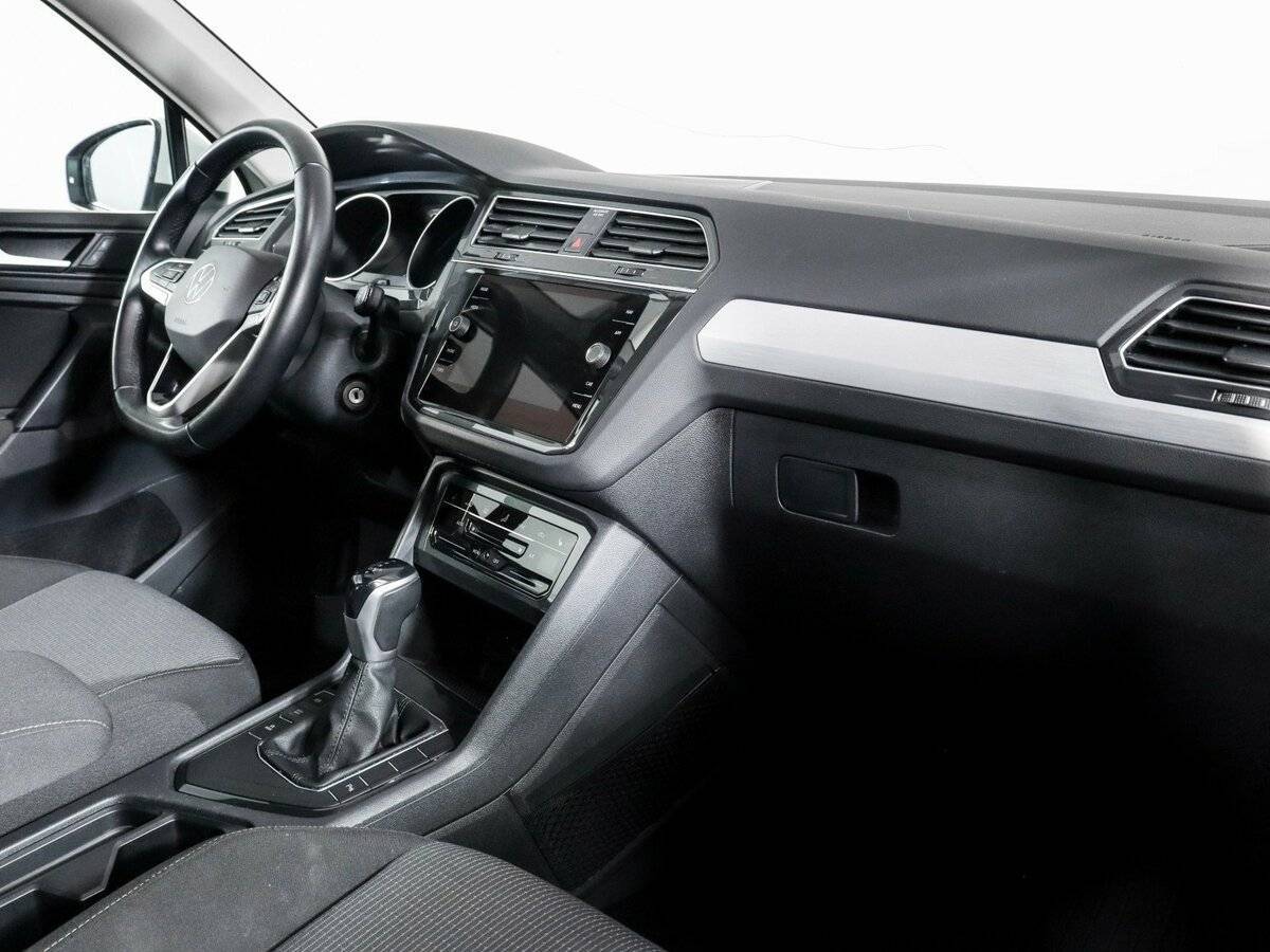 Б/У Фольксваген Тигуан 2021 года. Фото: #5