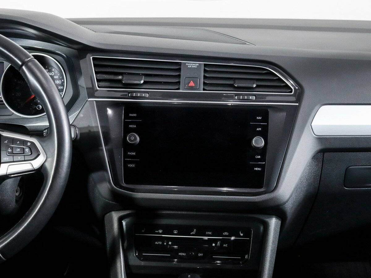 Б/У Фольксваген Тигуан 2021 года. Фото: #9