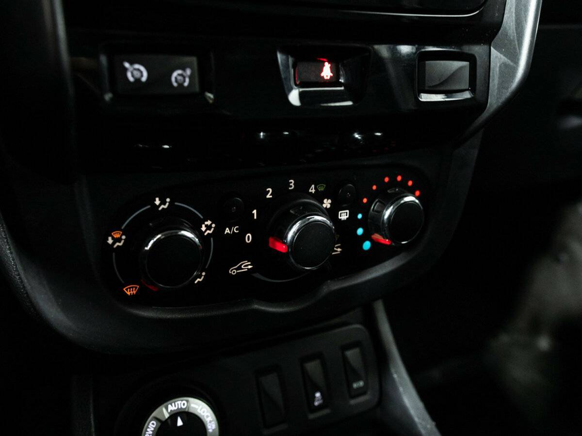 Б/У Рено Дастер 2017 года. Фото: #14