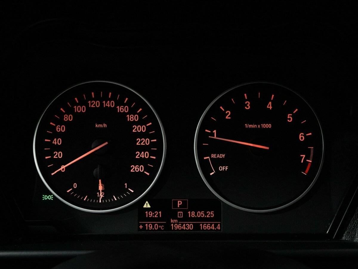 Б/У БМВ 1 серии 2013 года. Фото: #11