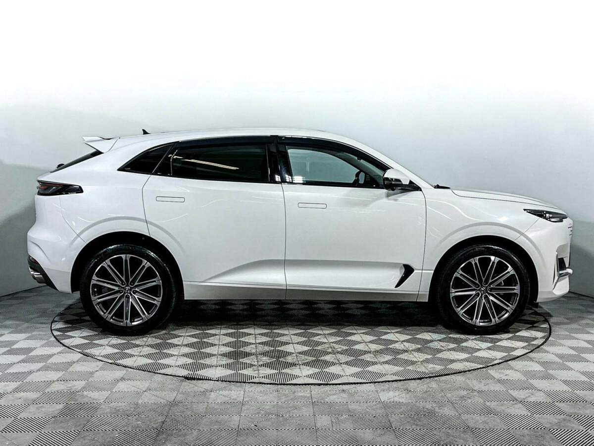 Б/У Чанган УНИ-К 2023 года. Фото: #2