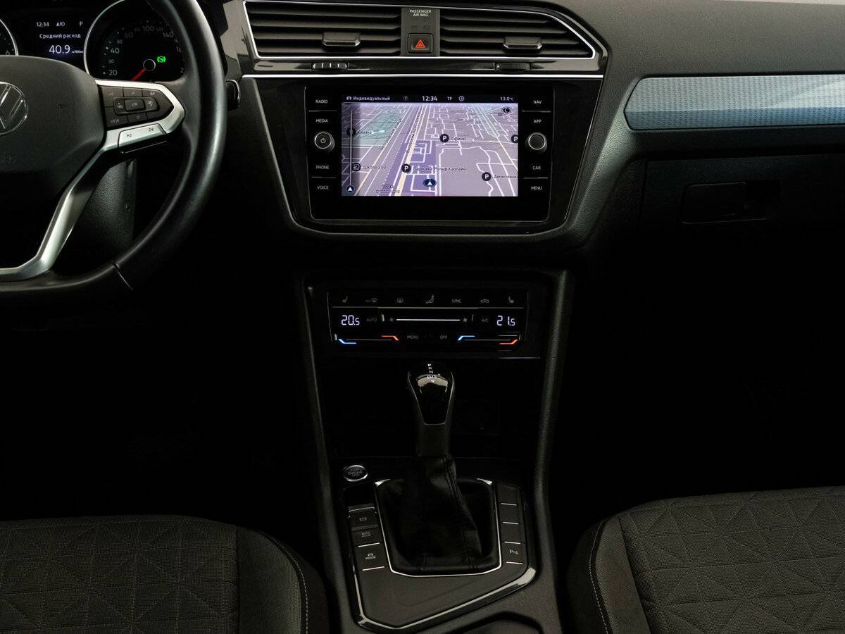 Б/У Фольксваген Тигуан 2021 года. Фото: #11