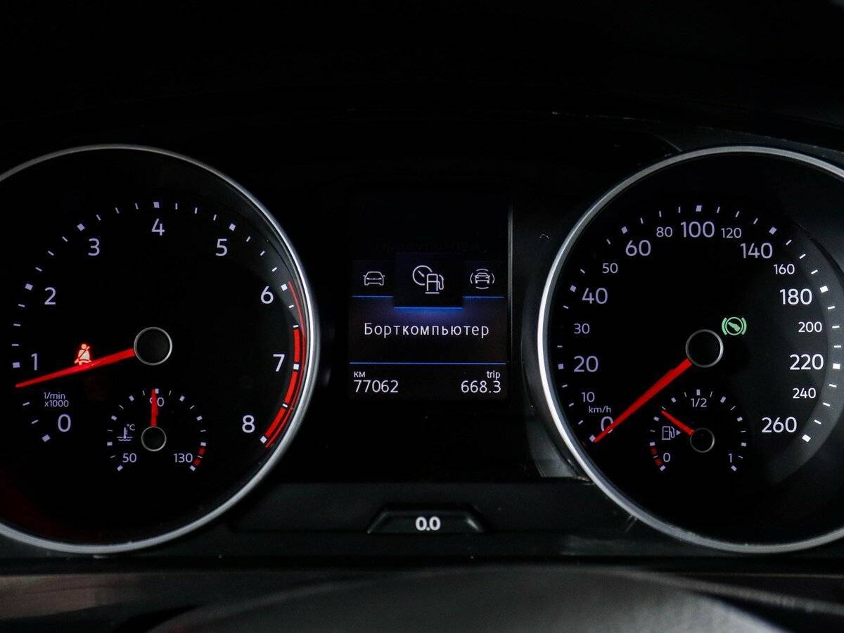 Б/У Фольксваген Тигуан 2018 года. Фото: #7