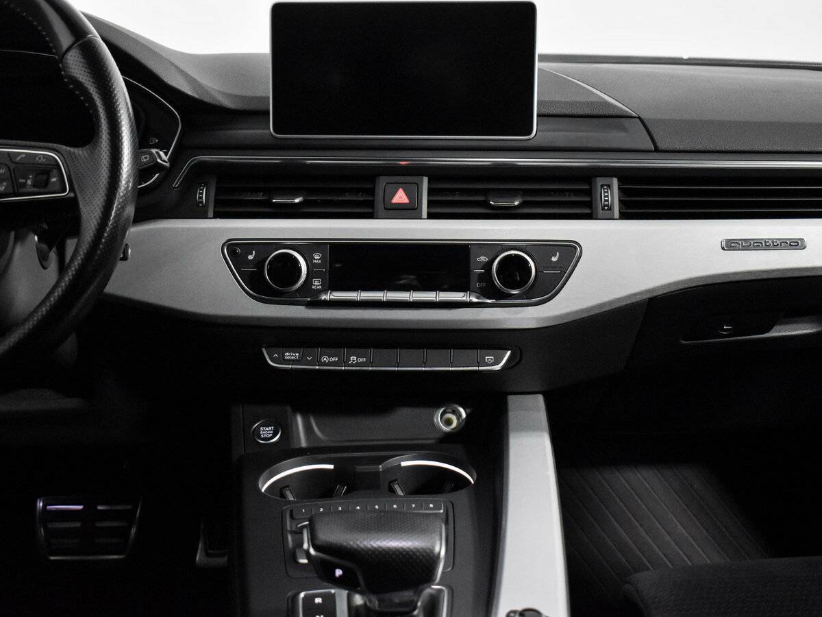 Б/У Ауди А4 2016 года. Фото: #13