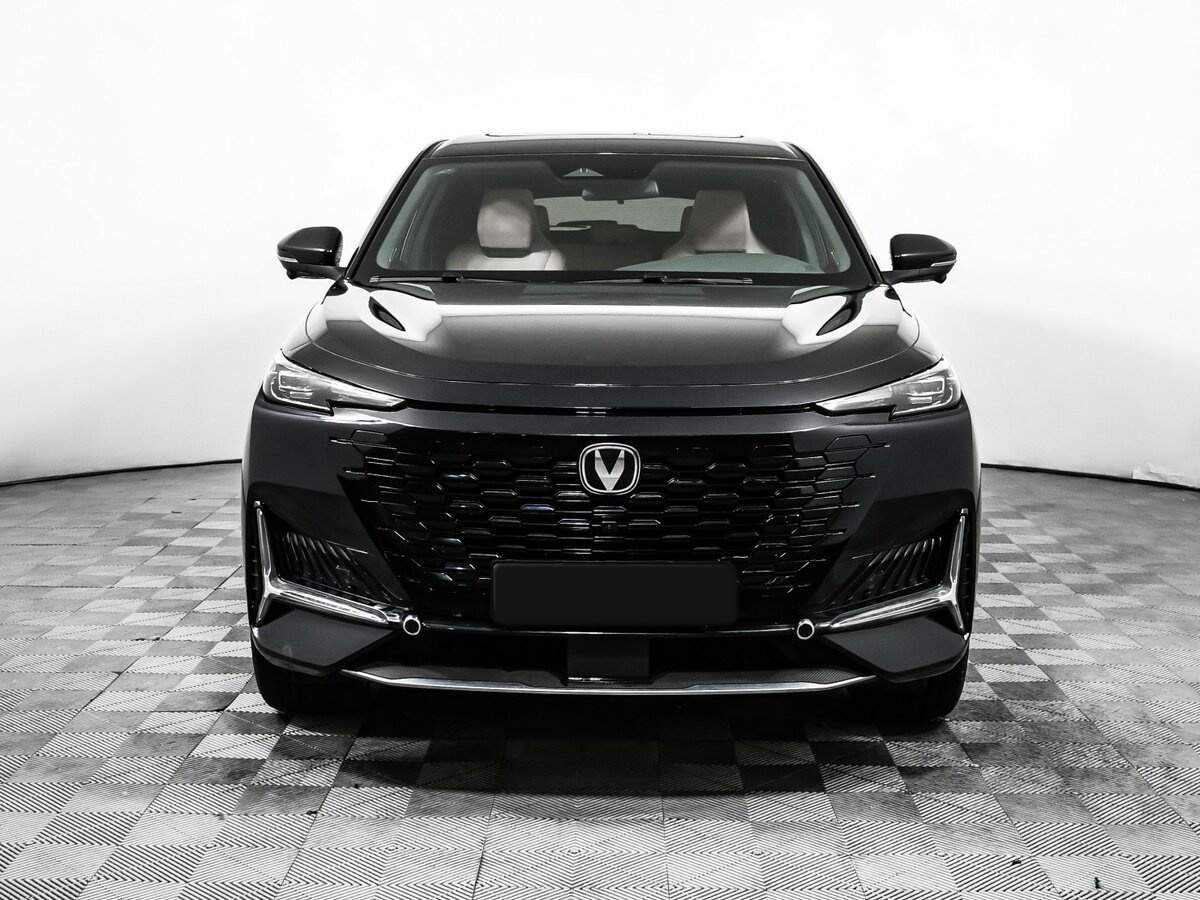 Б/У Чанган УНИ-К 2023 года. Фото: #1