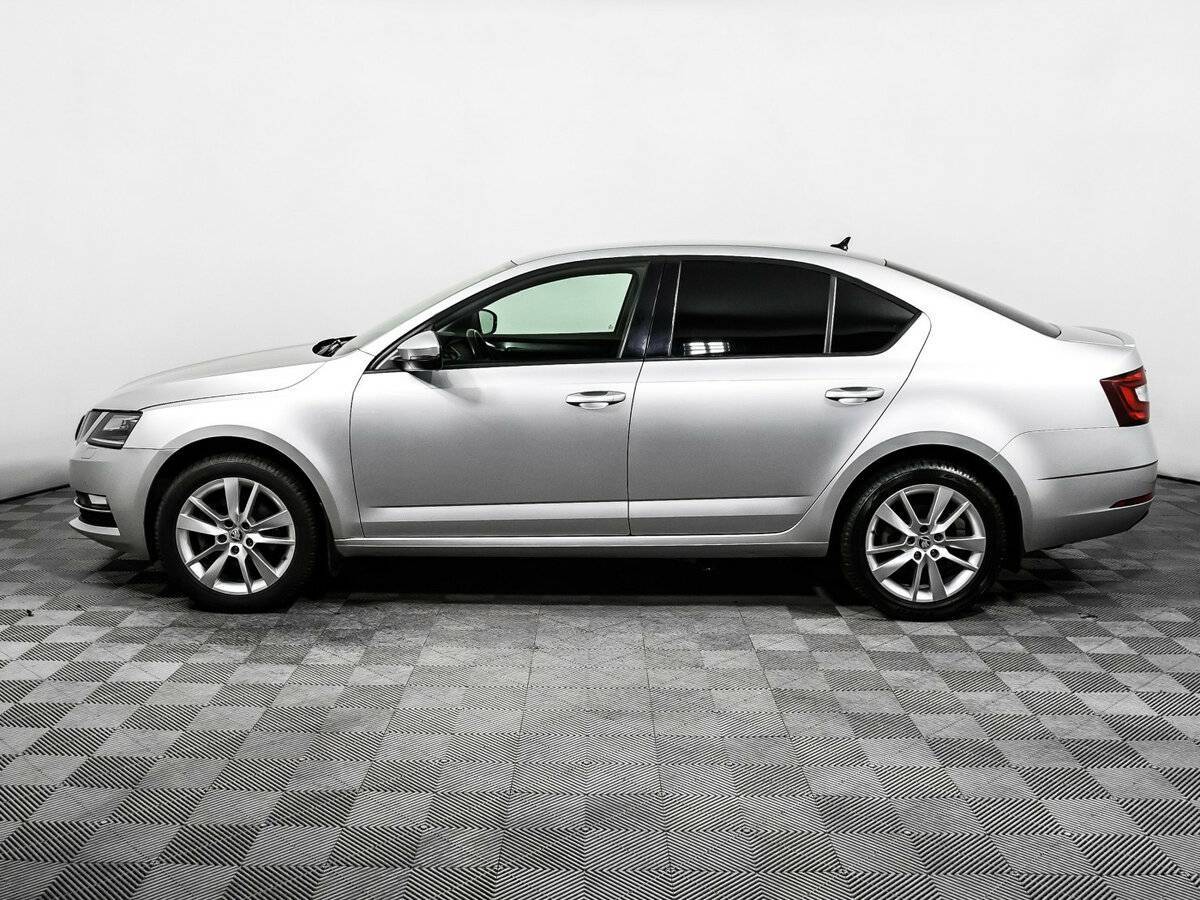 Б/У Шкода Октавия 2018 года. Фото: #7