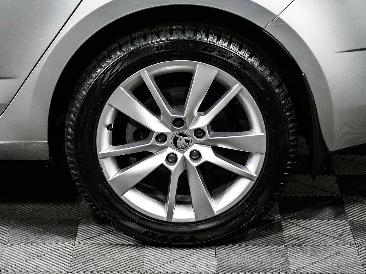 Б/У Шкода Октавия 2018 года. Фото: #13