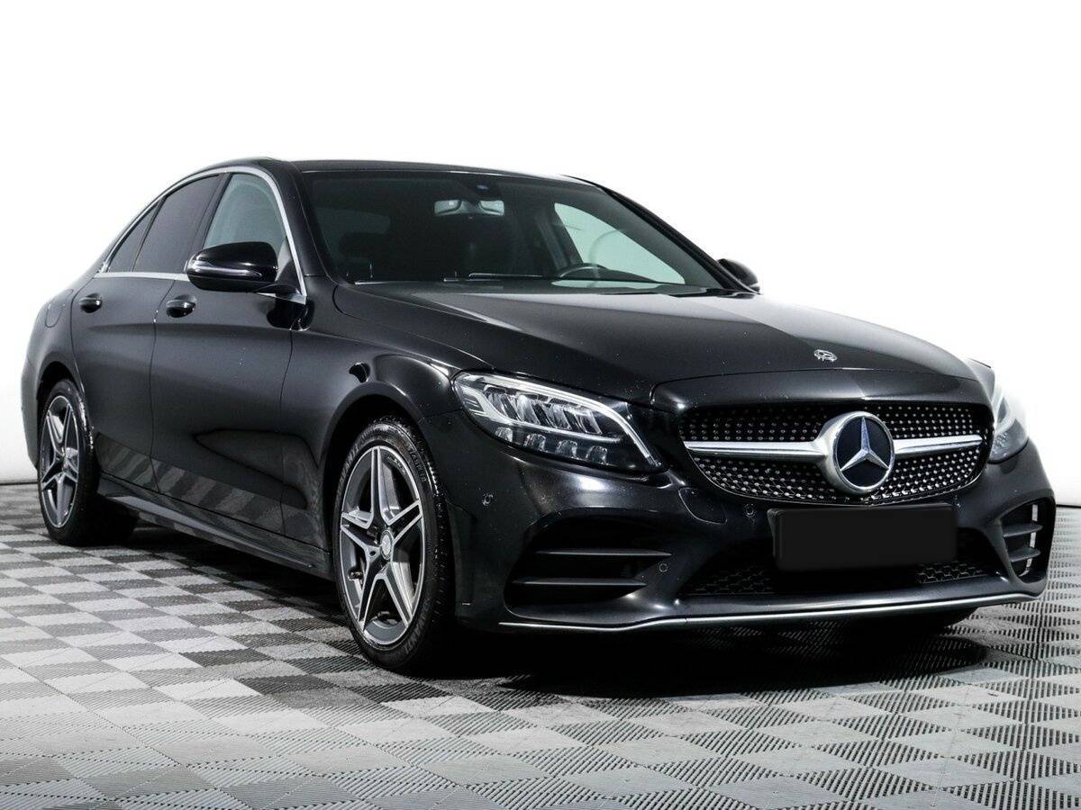 Б/У Мерседес-Бенц Ц-Класс 2018 года. Фото: #2