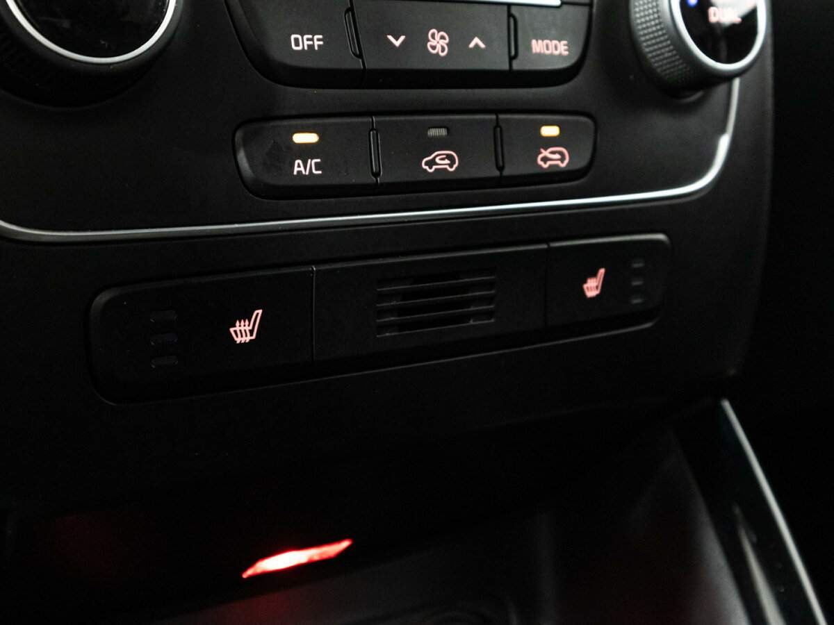 Б/У Киа Соренто 2020 года. Фото: #17