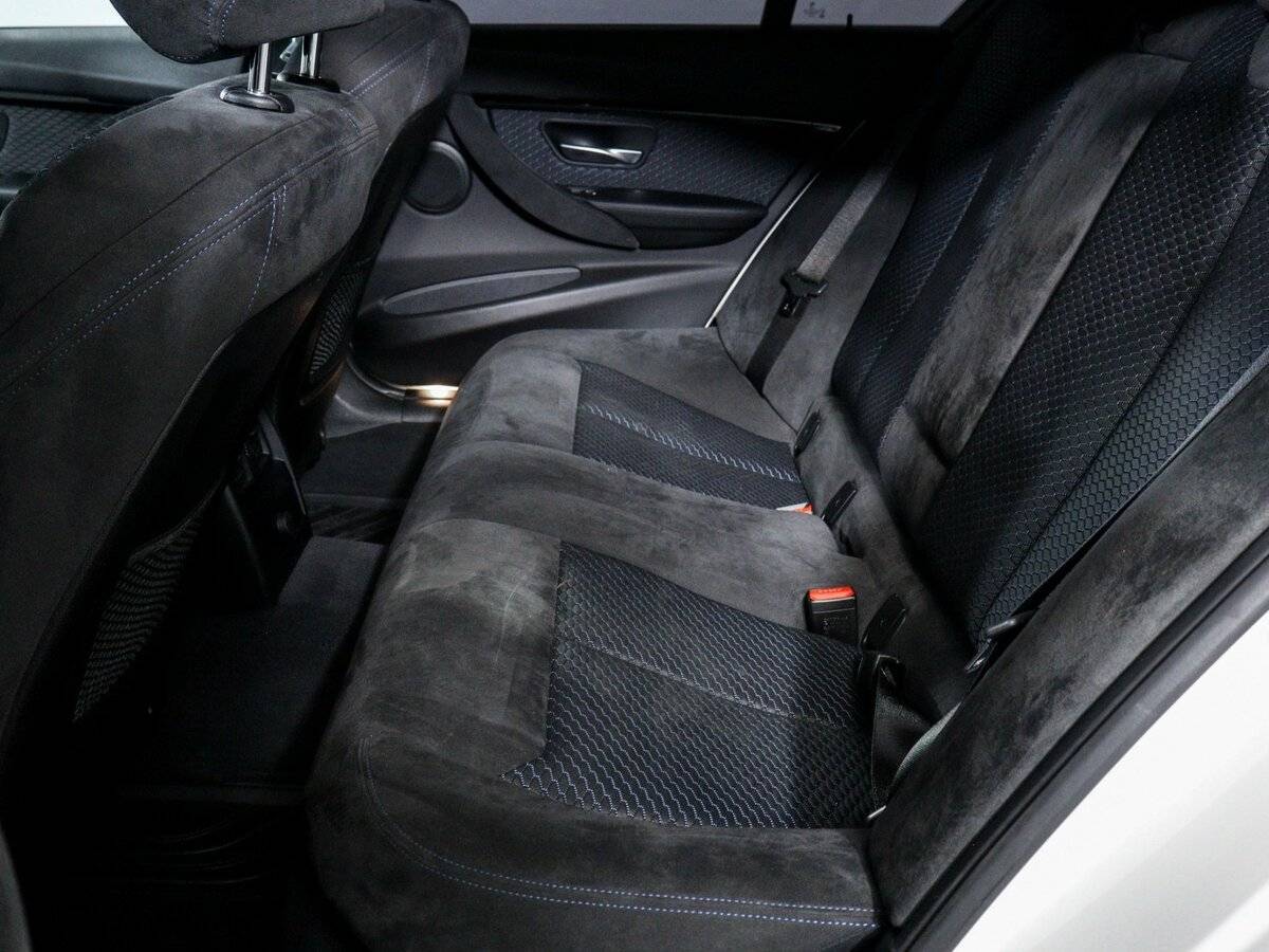 Б/У БМВ 3 серии 2016 года. Фото: #7