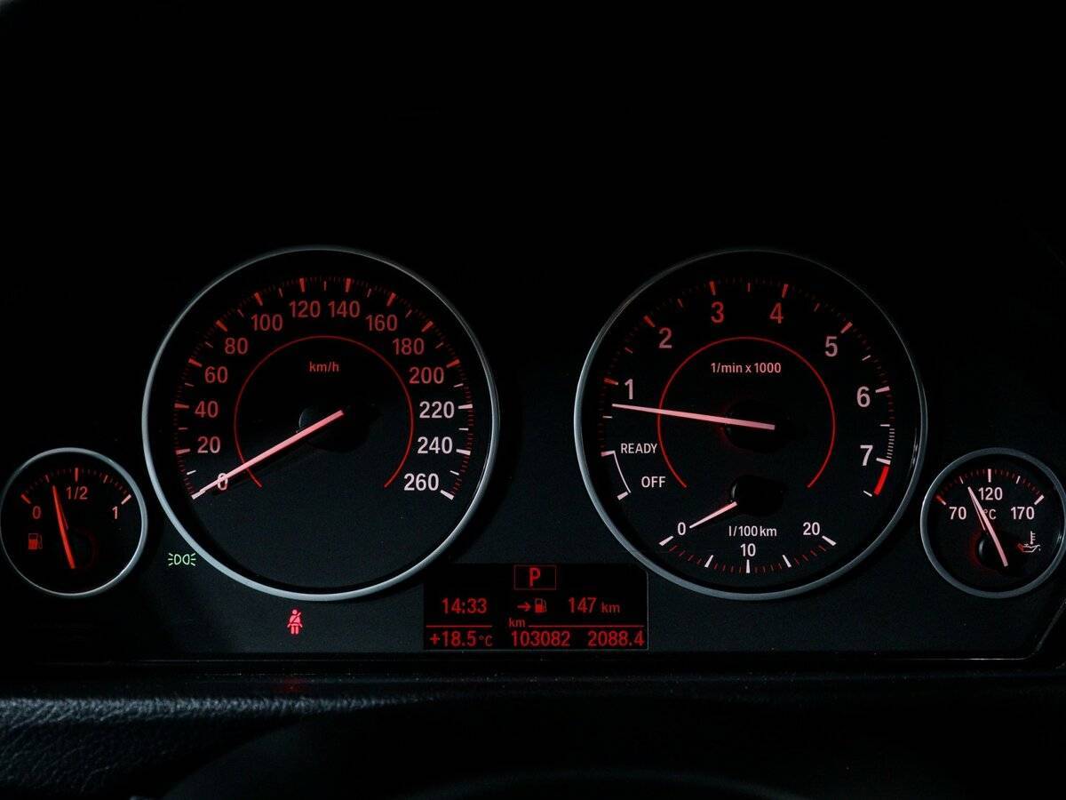 Б/У БМВ 3 серии 2016 года. Фото: #8