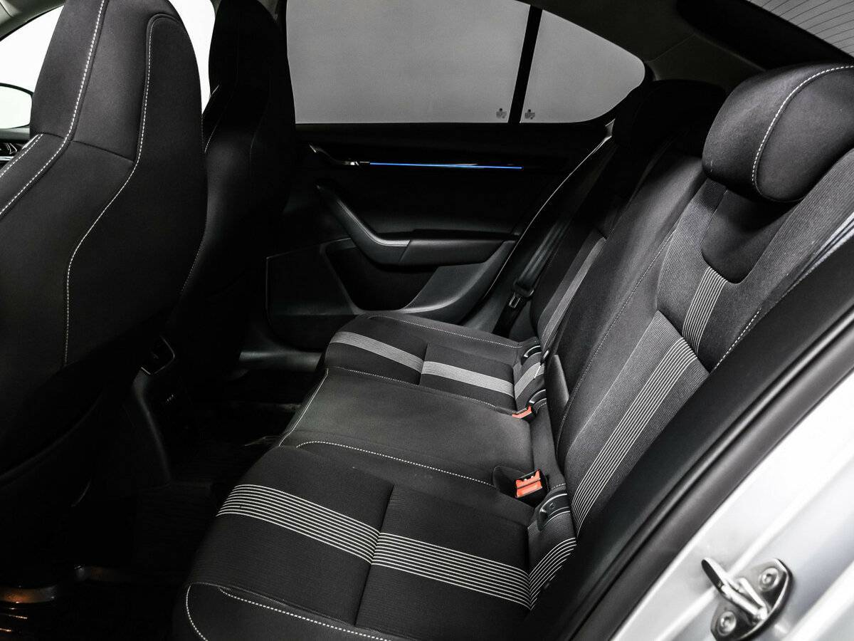 Б/У Шкода Октавия 2017 года. Фото: #12