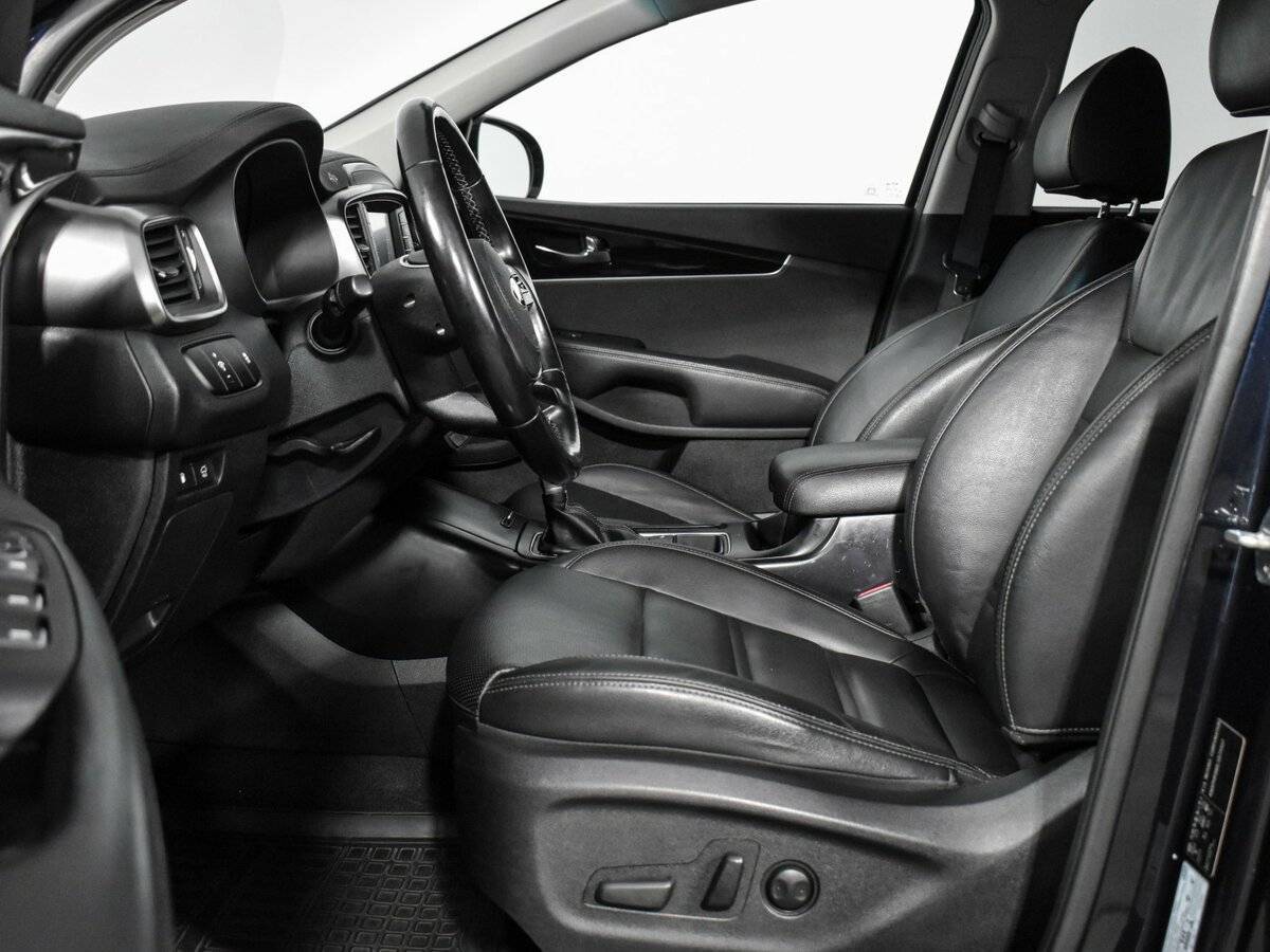 Б/У Киа Соренто 2019 года. Фото: #10