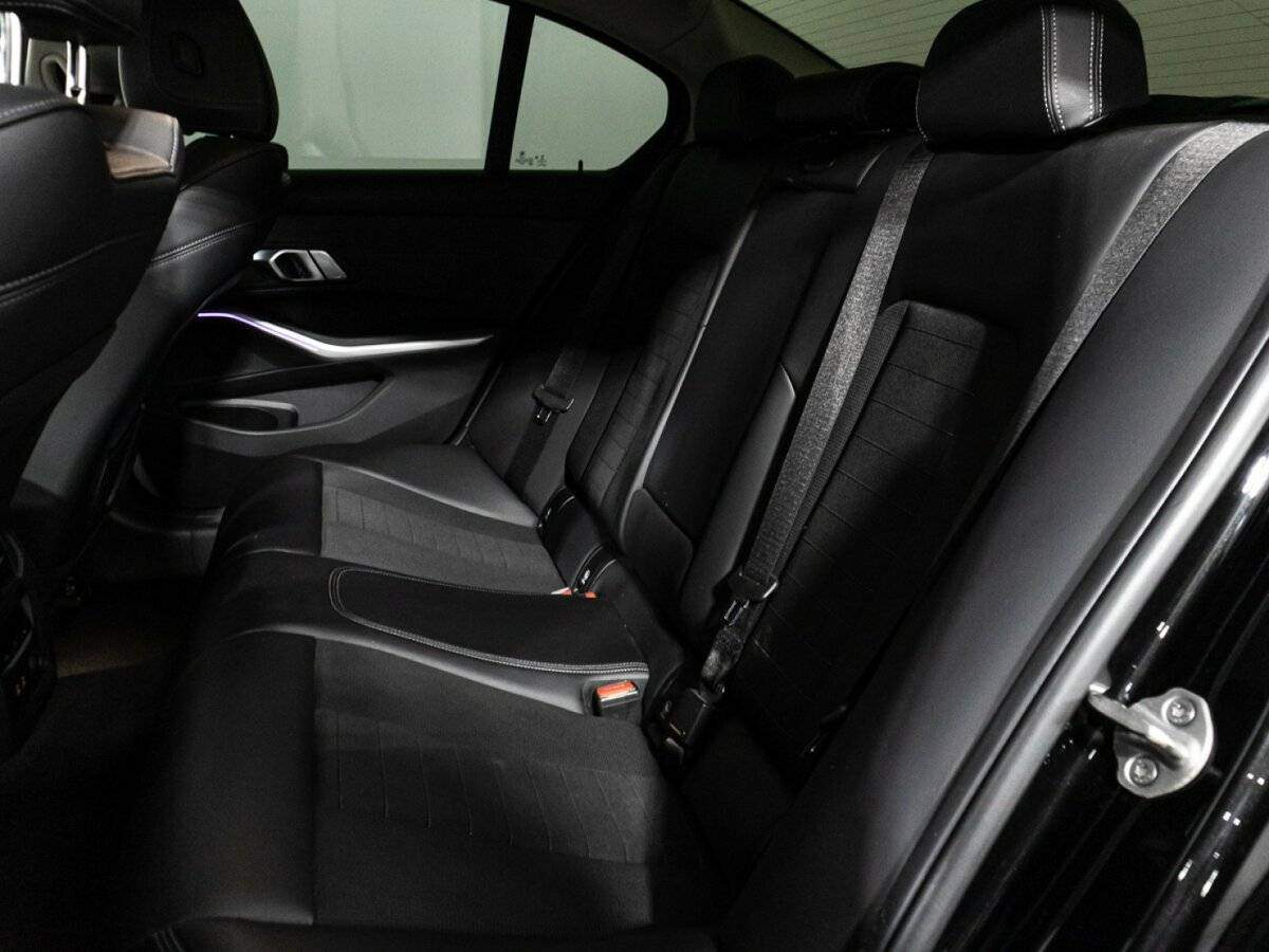 Б/У БМВ 3 серии 2019 года. Фото: #9