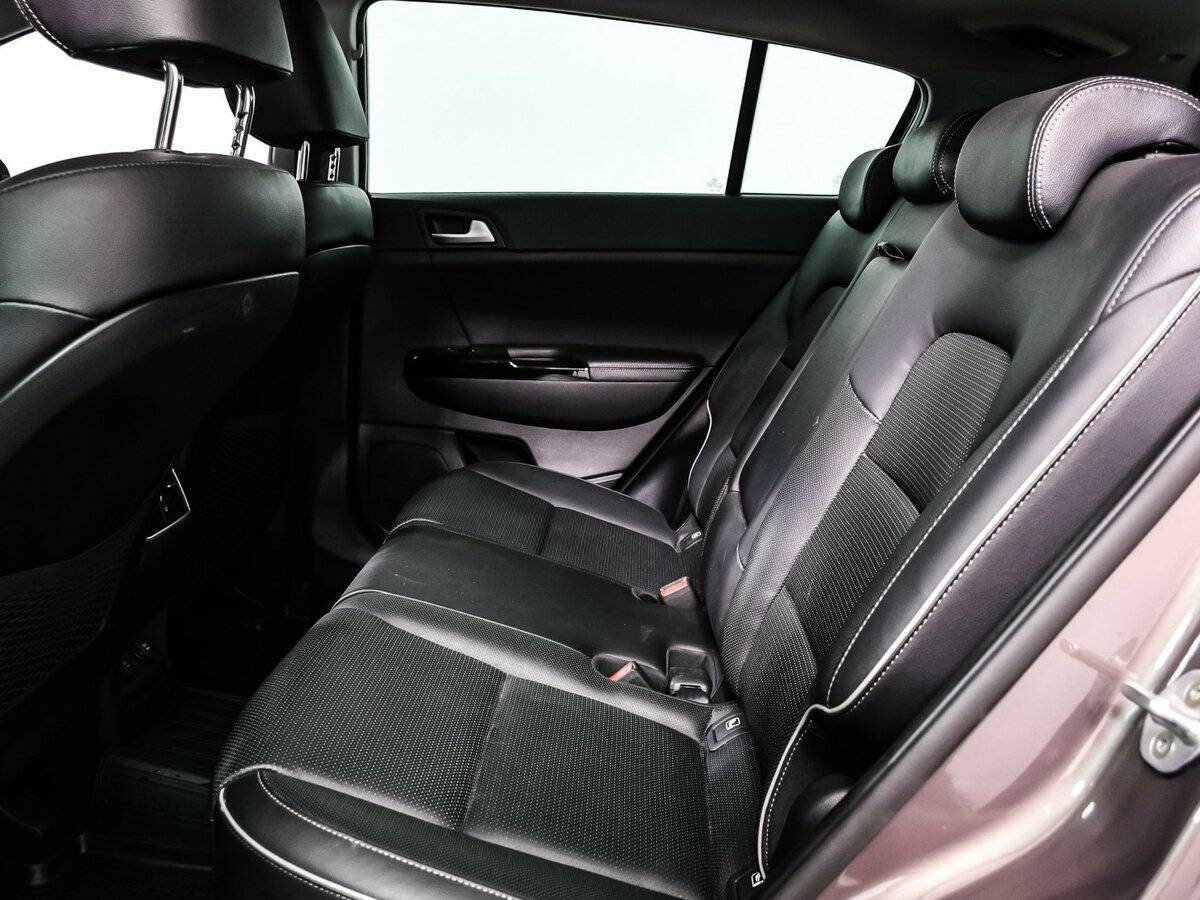 Б/У Киа Спортейдж 2018 года. Фото: #12