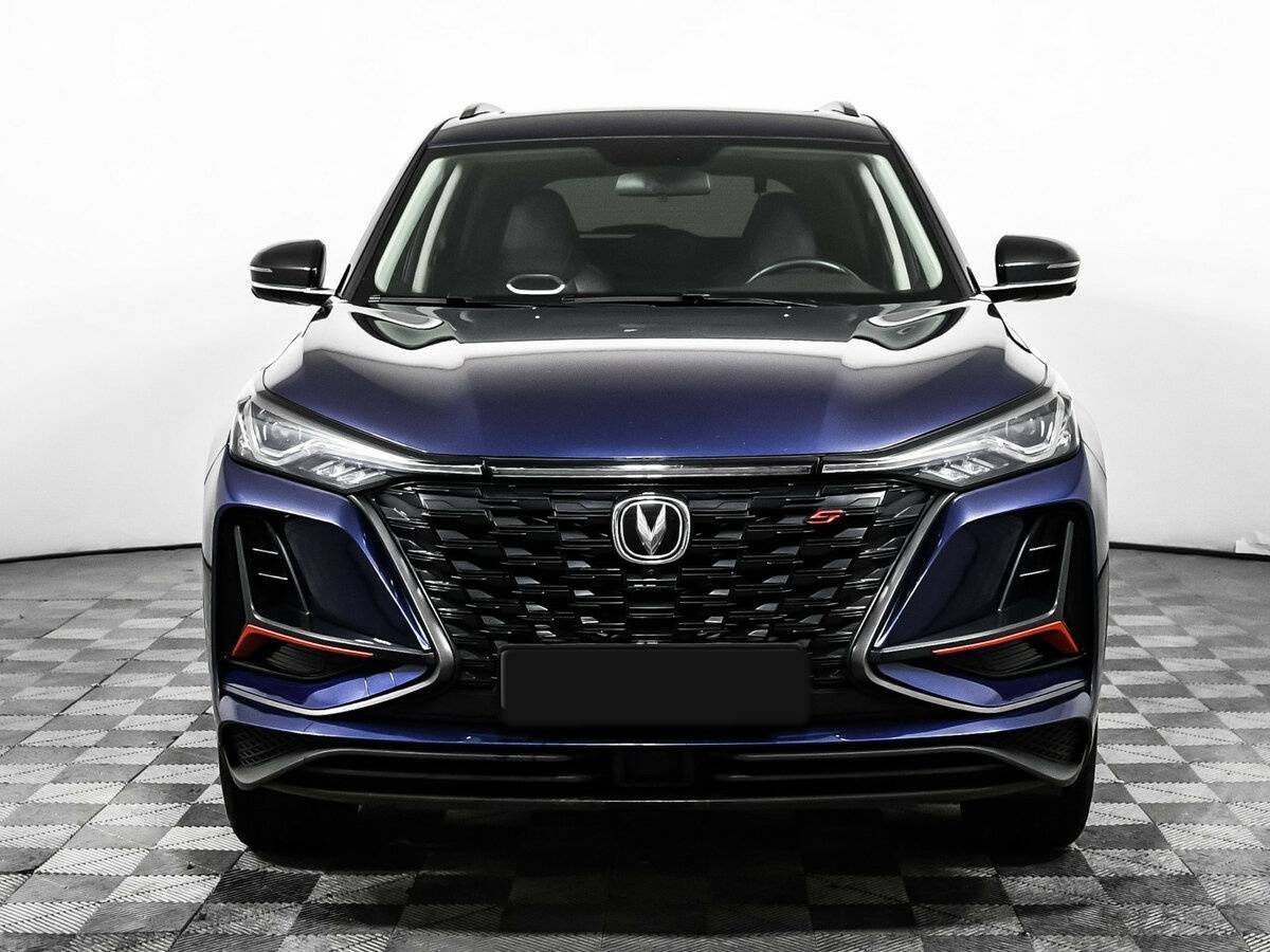 Б/У Чанган CS75 Plus 2023 года. Фото: #1