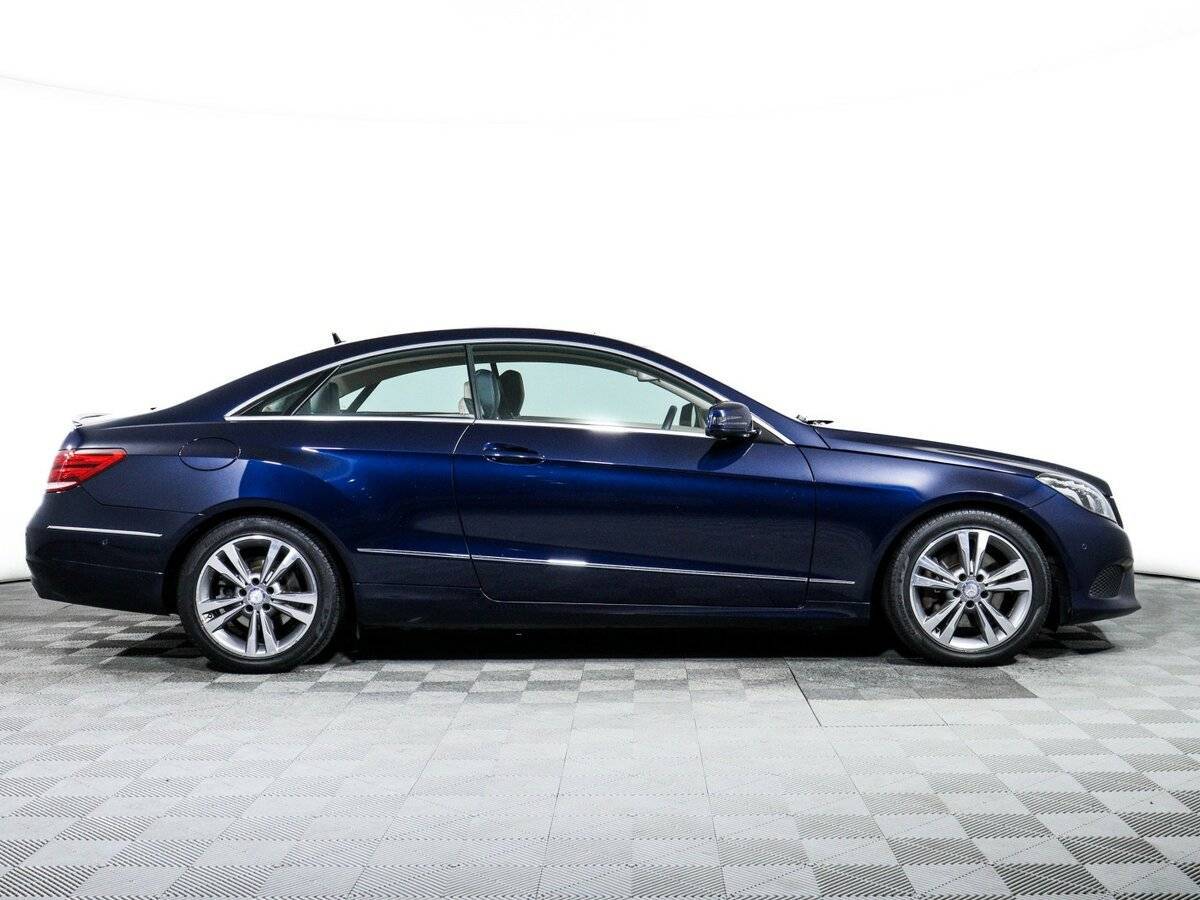 Б/У Мерседес-Бенц Е-Класс 2014 года. Фото: #3