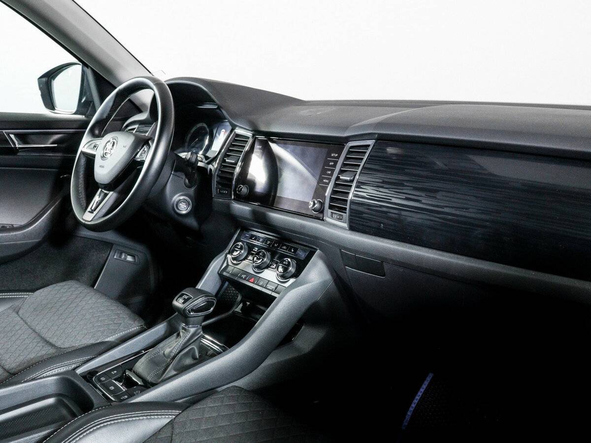 Б/У Шкода Кодиак 2018 года. Фото: #8