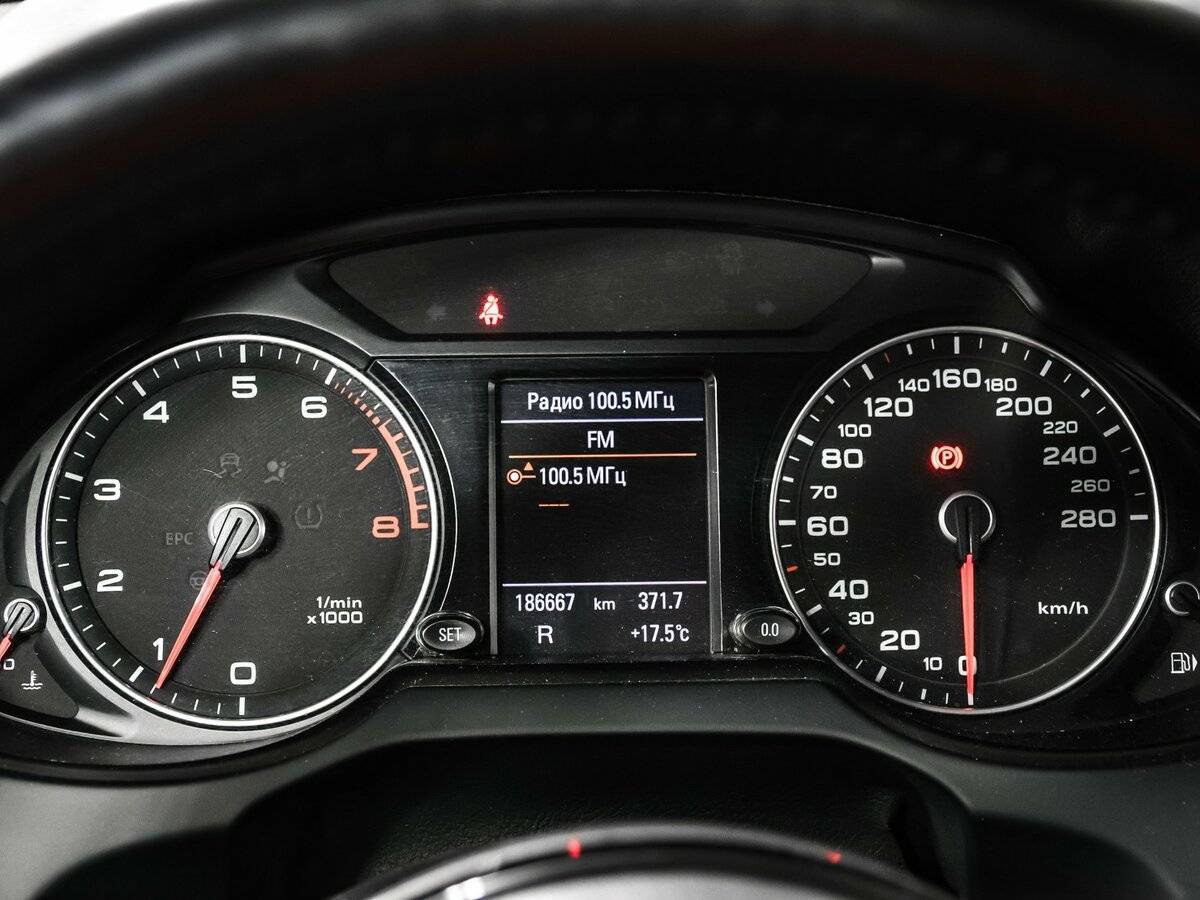 Б/У Ауди К5 2013 года. Фото: #9