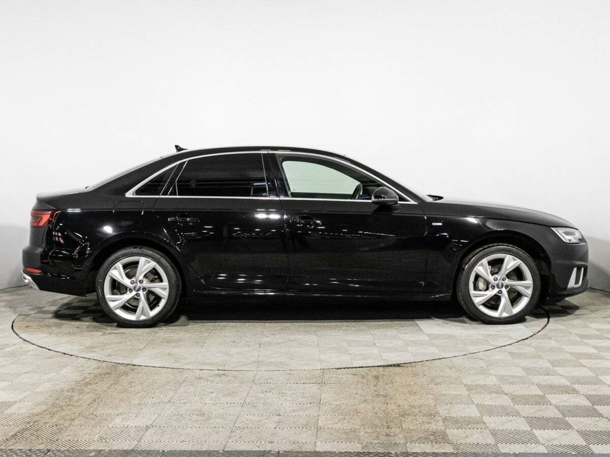 Б/У Ауди А4 2019 года. Фото: #3