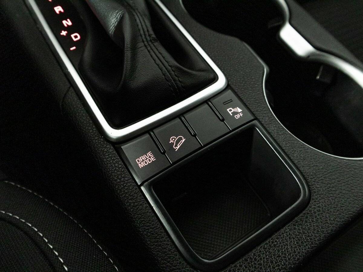 Б/У Киа Спортейдж 2020 года. Фото: #20