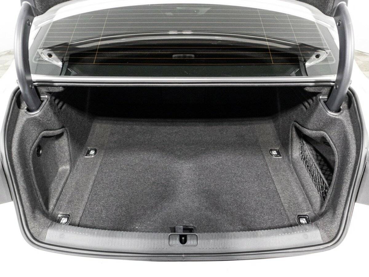 Б/У Ауди А4 2020 года. Фото: #15