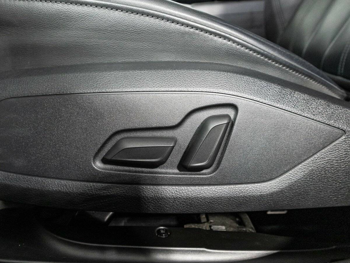 Б/У Ауди А4 2020 года. Фото: #16