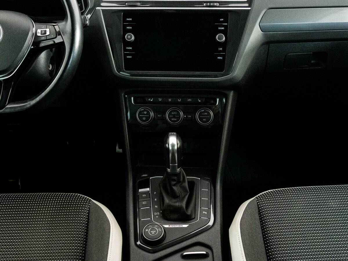 Б/У Фольксваген Тигуан 2019 года. Фото: #9