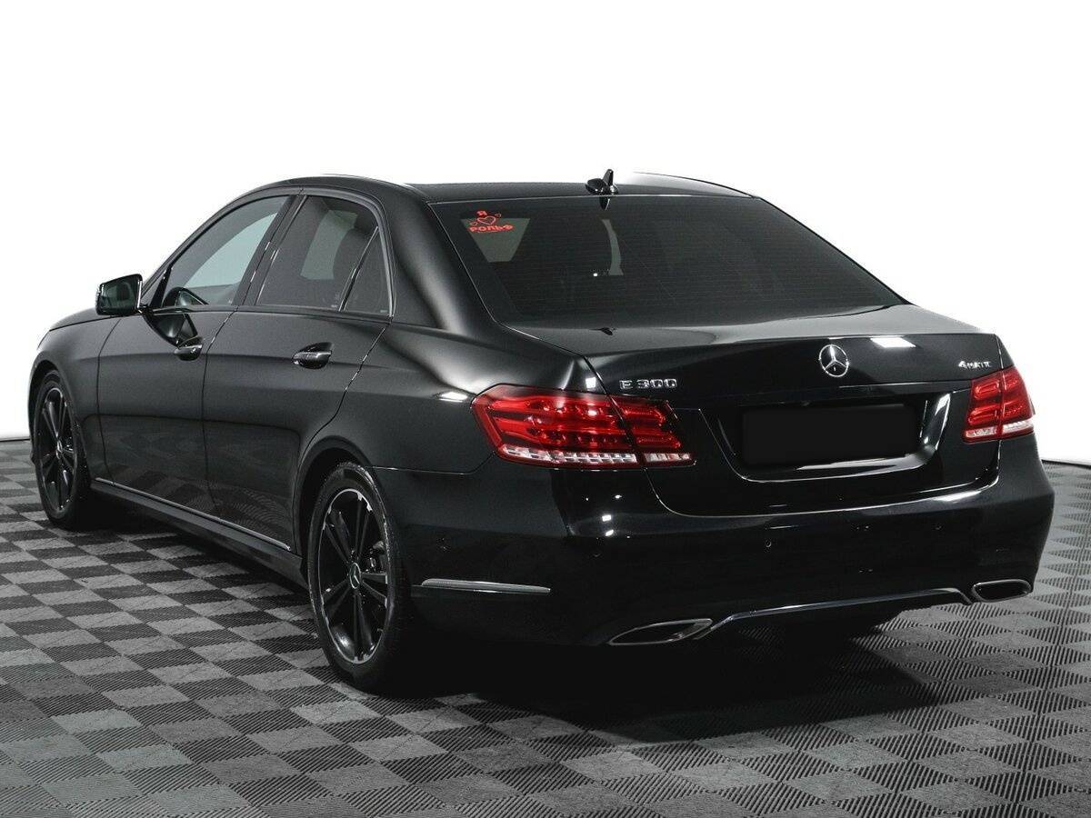 Б/У Мерседес-Бенц Е-Класс 2014 года. Фото: #6