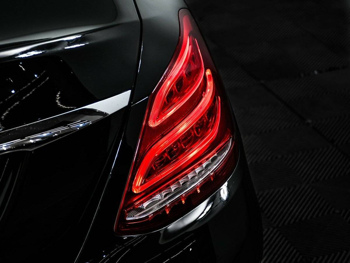 Б/У Мерседес-Бенц Ц-Класс 2015 года. Фото: #15