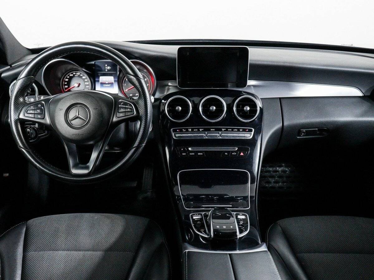 Б/У Мерседес-Бенц Ц-Класс 2015 года. Фото: #11