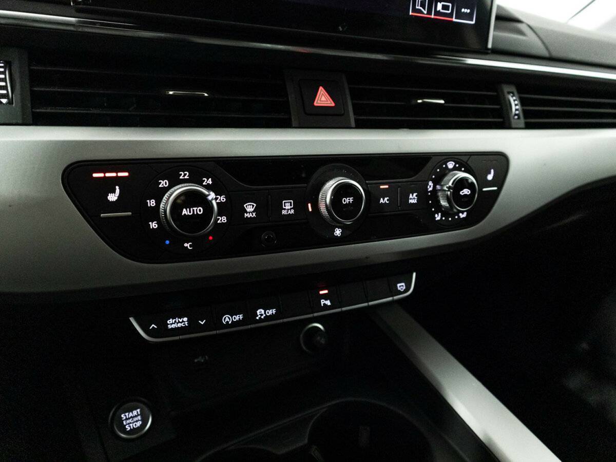 Б/У Ауди А4 2020 года. Фото: #17