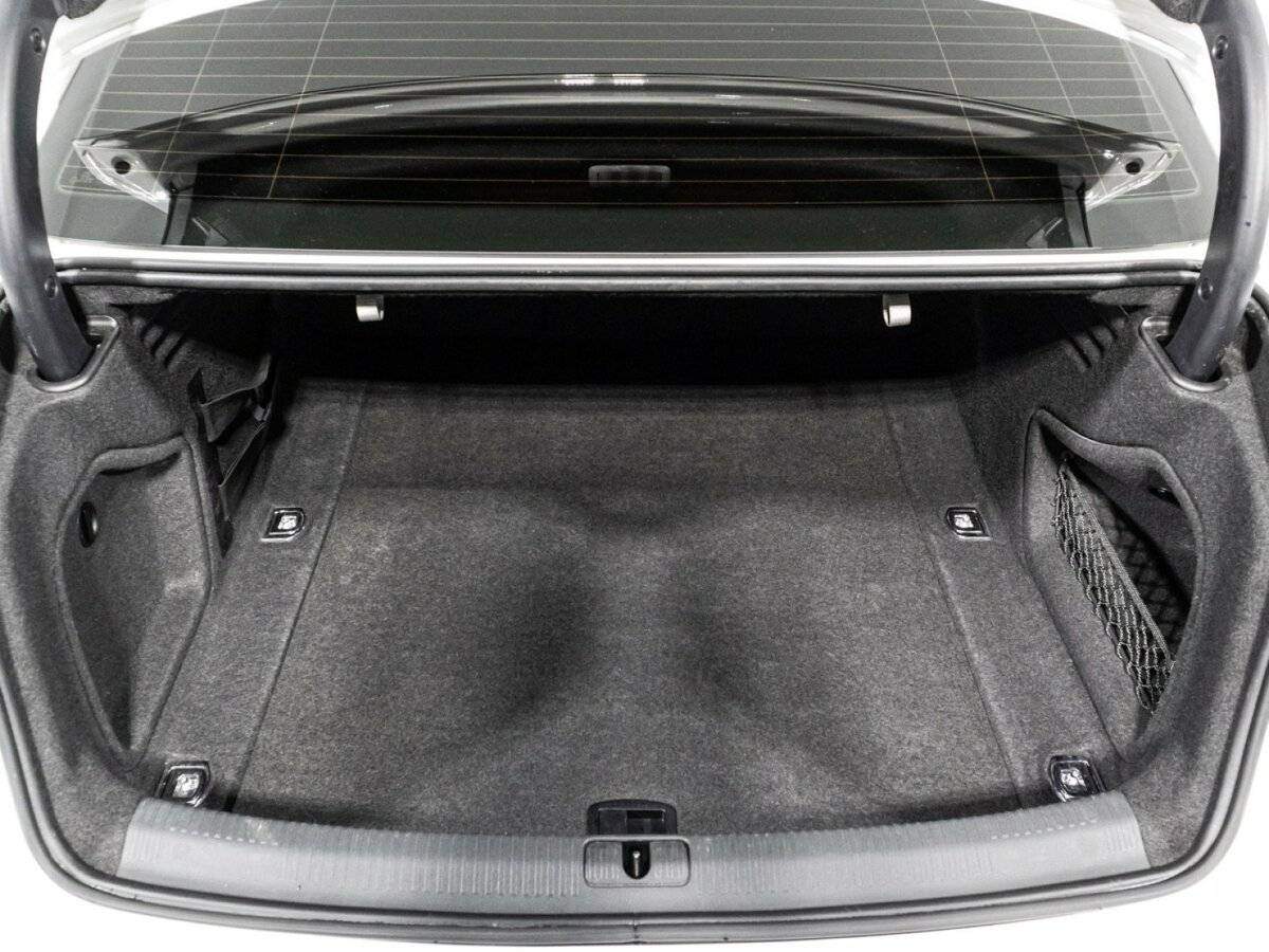 Б/У Ауди А4 2019 года. Фото: #14