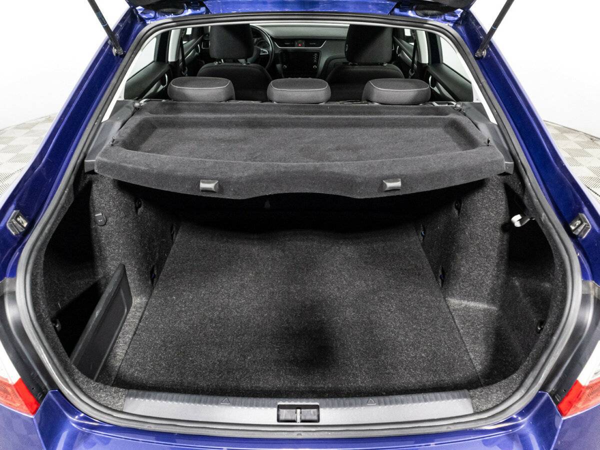 Б/У Шкода Октавия 2019 года. Фото: #14