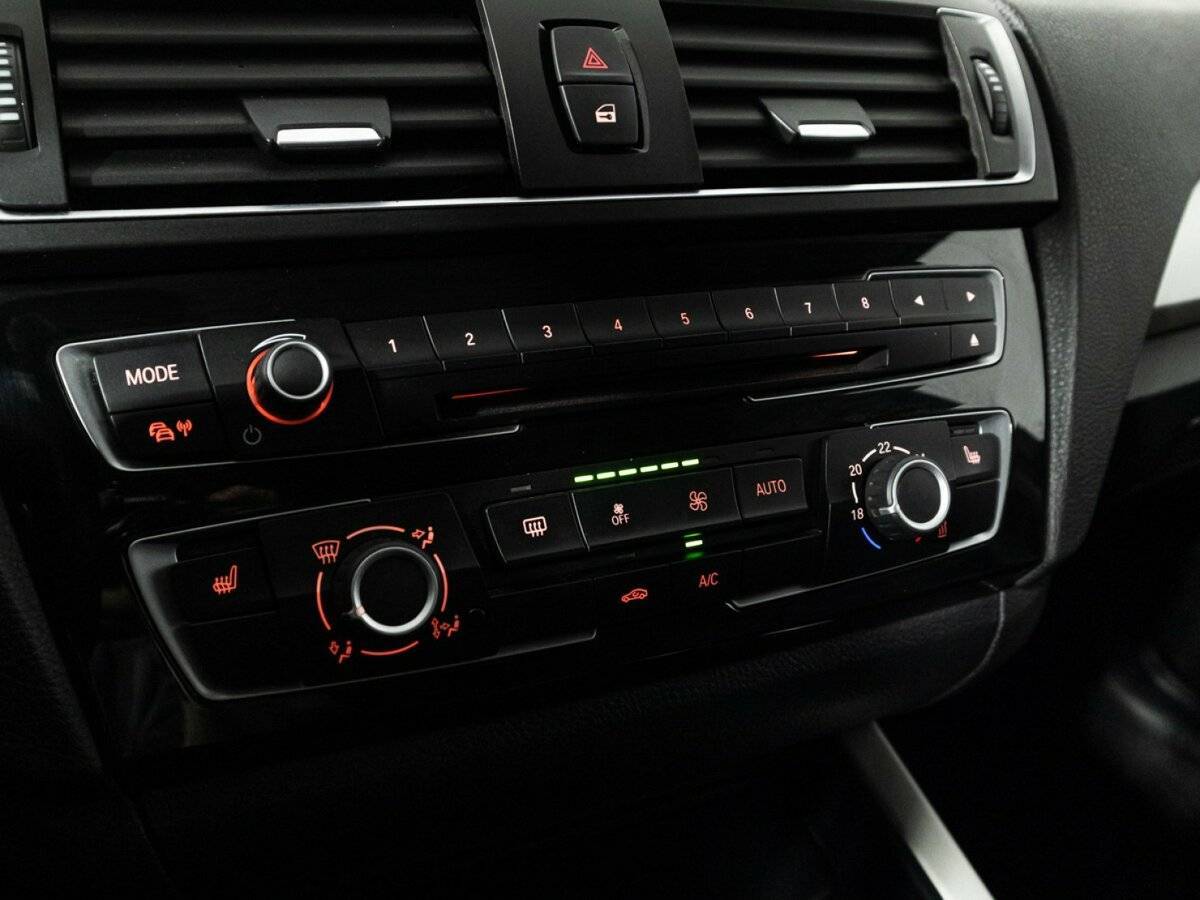 Б/У БМВ 1 серии 2017 года. Фото: #16