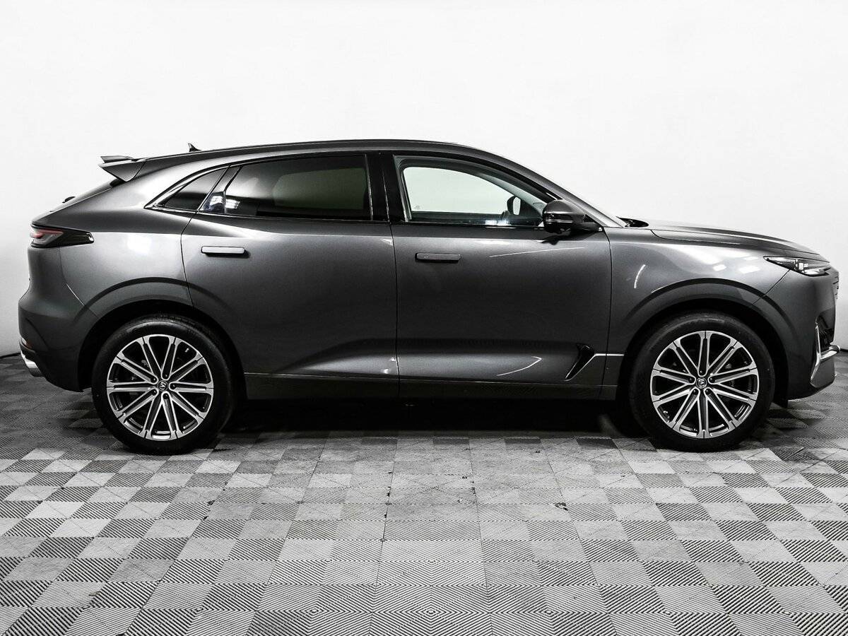 Б/У Чанган УНИ-К 2023 года. Фото: #3