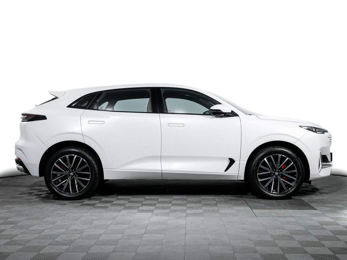 Б/У Чанган УНИ-К 2023 года. Фото: #3