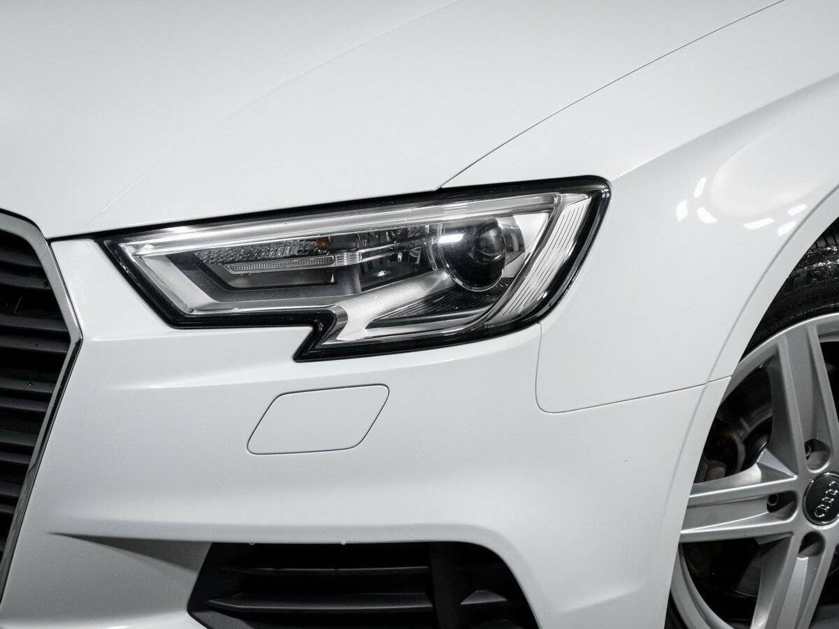 Б/У Ауди А3 2017 года. Фото: #15