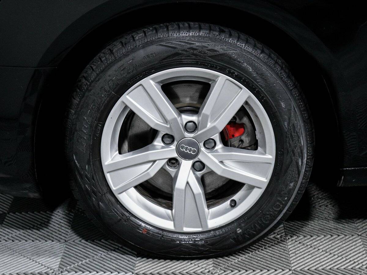 Б/У Ауди А4 2017 года. Фото: #14