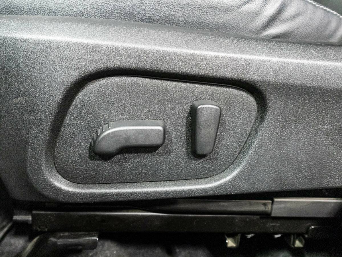 Б/У Субару Форестер 2018 года. Фото: #16