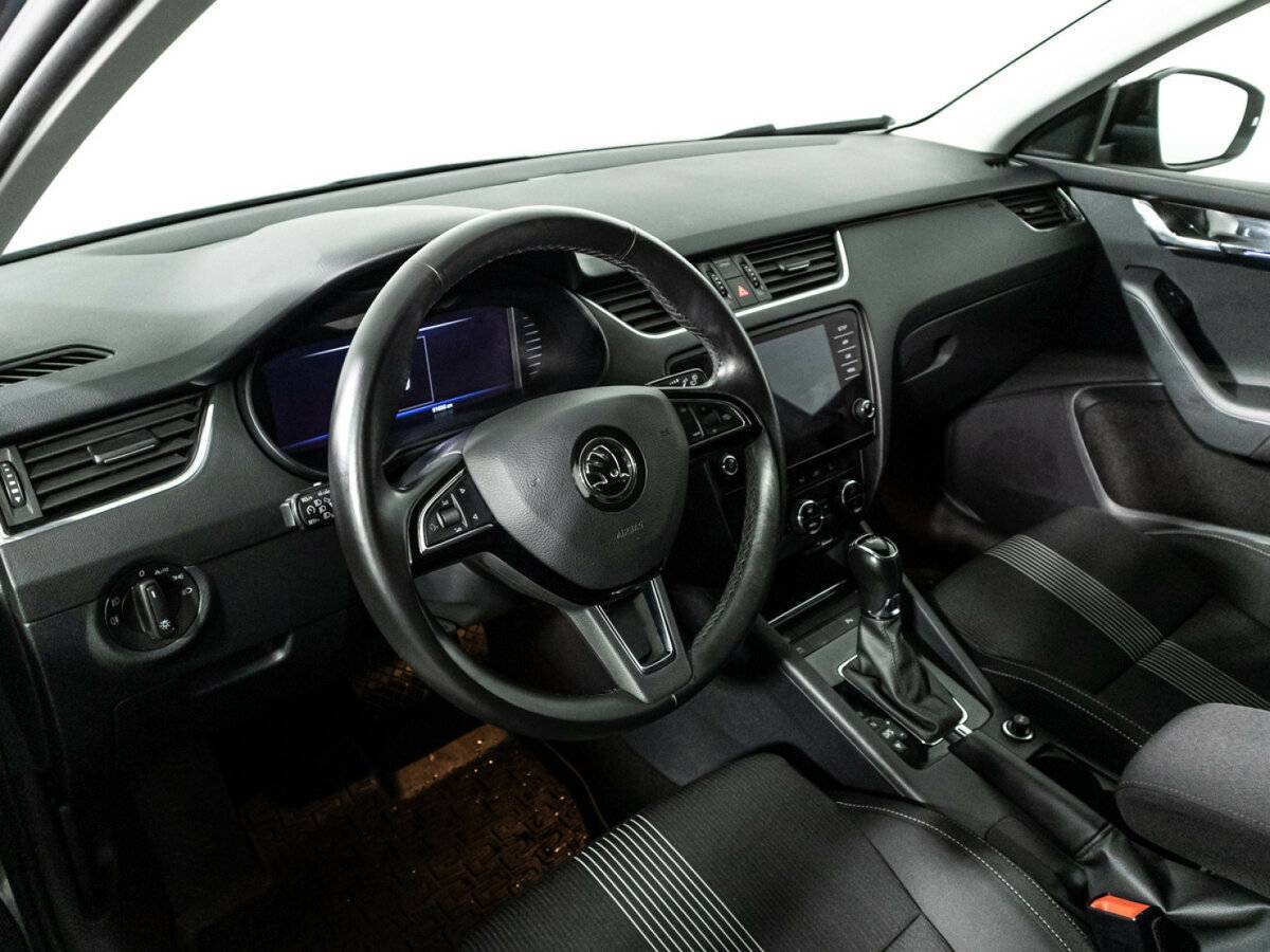 Б/У Шкода Октавия 2020 года. Фото: #10